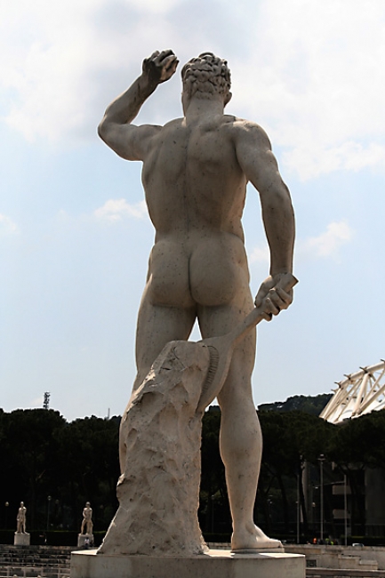 Stadio dei marmi 135